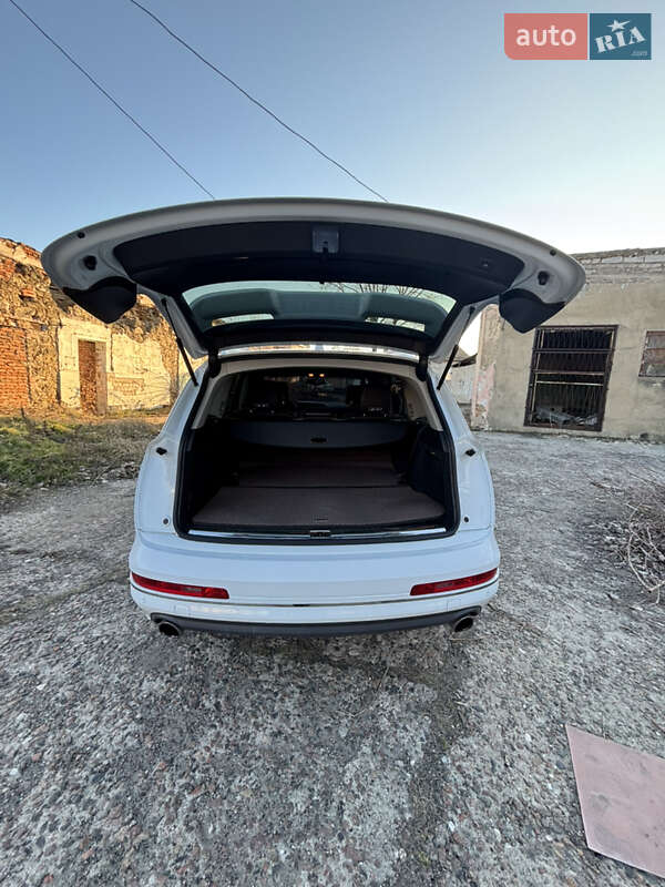 Позашляховик / Кросовер Audi Q7 2015 в Білгороді-Дністровському фото 16 Позашляховик / Кросовер Audi Q7 2015 в Білгороді-Дністровському