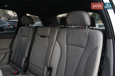 Внедорожник / Кроссовер Audi Q7 2020 в 