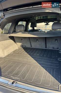 Позашляховик / Кросовер Audi Q7 2017 в 