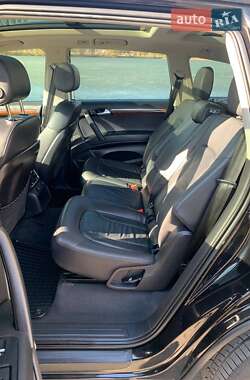 Позашляховик / Кросовер Audi Q7 2014 в 