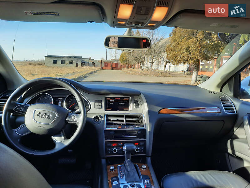 Позашляховик / Кросовер Audi Q7 2015 в Коломиї