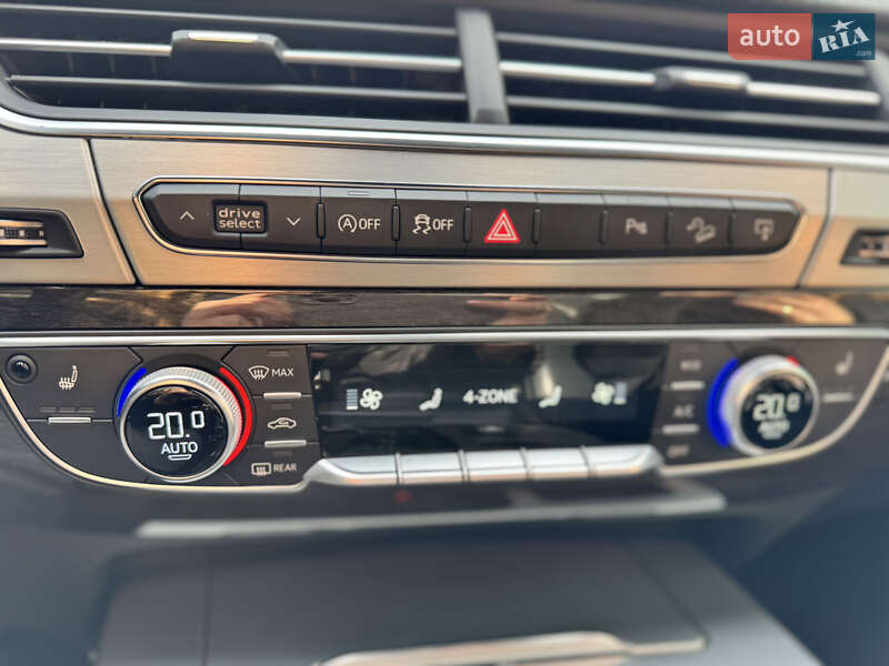 Внедорожник / Кроссовер Audi Q7 2017 в Днепре