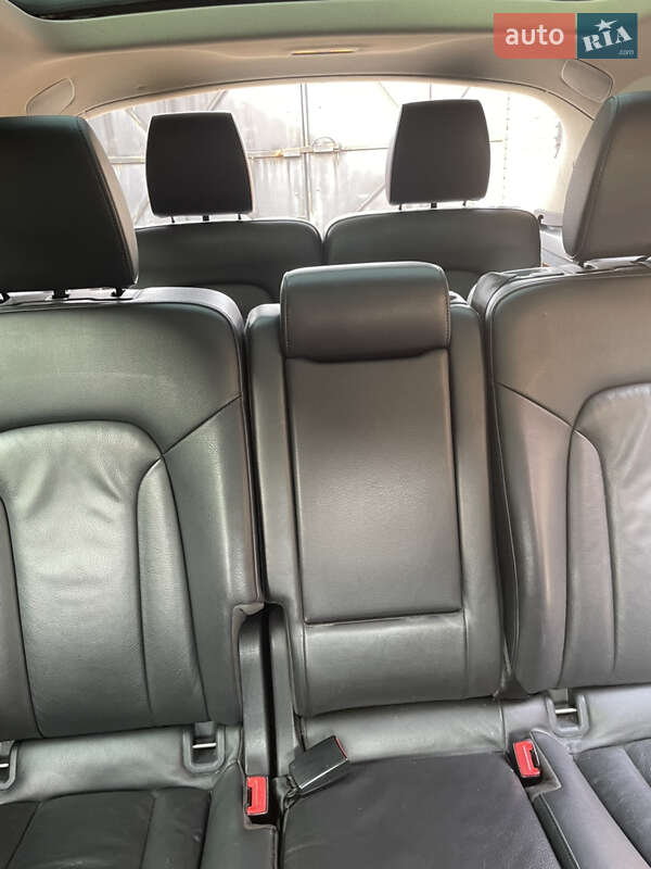Позашляховик / Кросовер Audi Q7 2012 в Конотопі