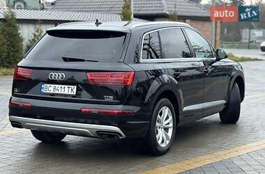 Внедорожник / Кроссовер Audi Q7 2016 в 