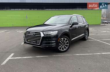 Позашляховик / Кросовер Audi Q7 2016 в Києві