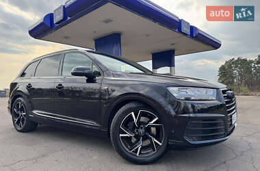 Внедорожник / Кроссовер Audi Q7 2015 в Дубно