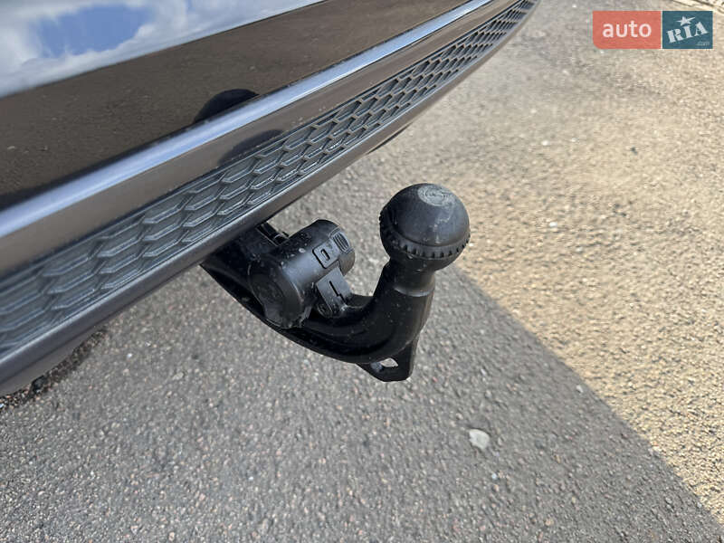 Внедорожник / Кроссовер Audi Q7 2015 в Дубно