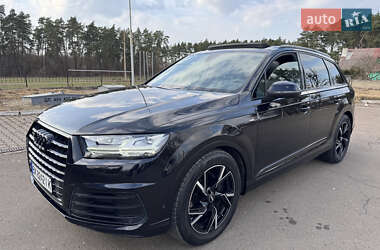 Внедорожник / Кроссовер Audi Q7 2015 в Дубно