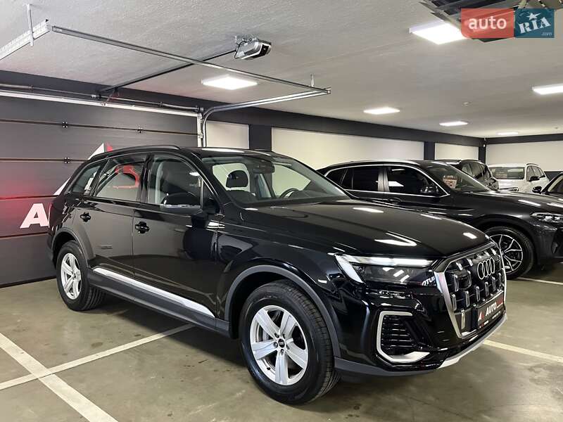 Позашляховик / Кросовер Audi Q7 2025 в Львові