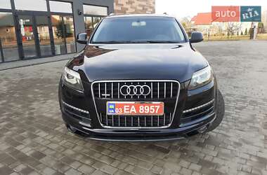 Позашляховик / Кросовер Audi Q7 2012 в 