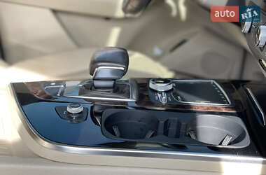 Позашляховик / Кросовер Audi Q7 2018 в 