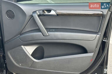 Позашляховик / Кросовер Audi Q7 2014 в 