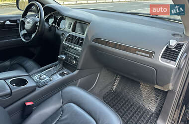 Позашляховик / Кросовер Audi Q7 2014 в 