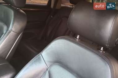 Позашляховик / Кросовер Audi Q7 2010 в 