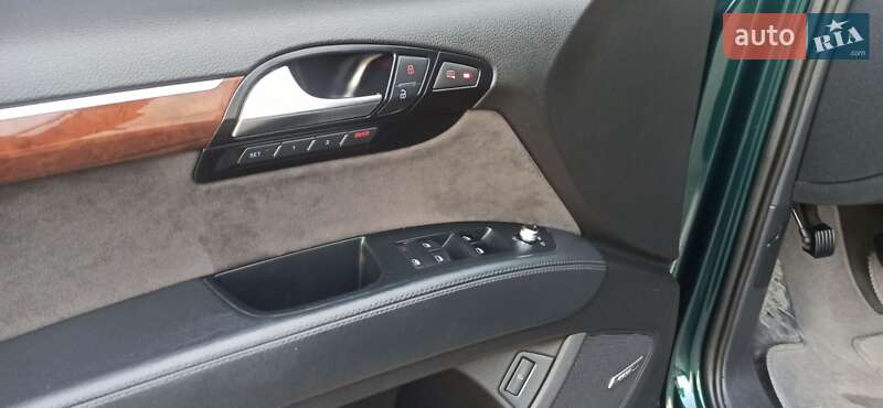 Позашляховик / Кросовер Audi Q7 2010 в Ковелі