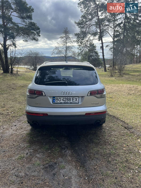 Позашляховик / Кросовер Audi Q7 2008 в Кременці