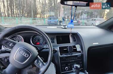 Позашляховик / Кросовер Audi Q7 2007 в 