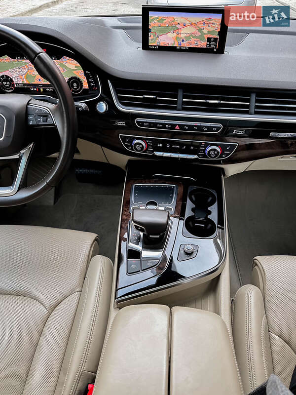 Внедорожник / Кроссовер Audi Q7 2018 в Львове