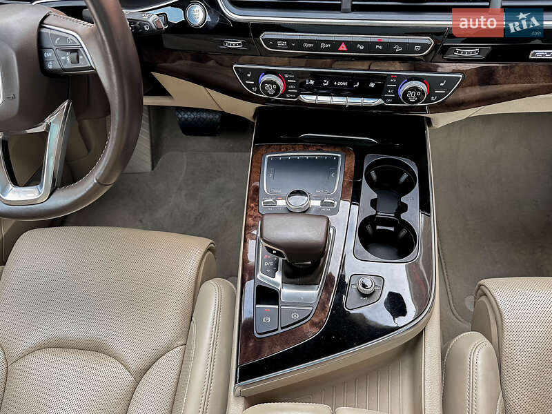 Внедорожник / Кроссовер Audi Q7 2018 в Львове