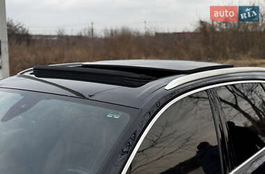 Внедорожник / Кроссовер Audi Q7 2016 в 