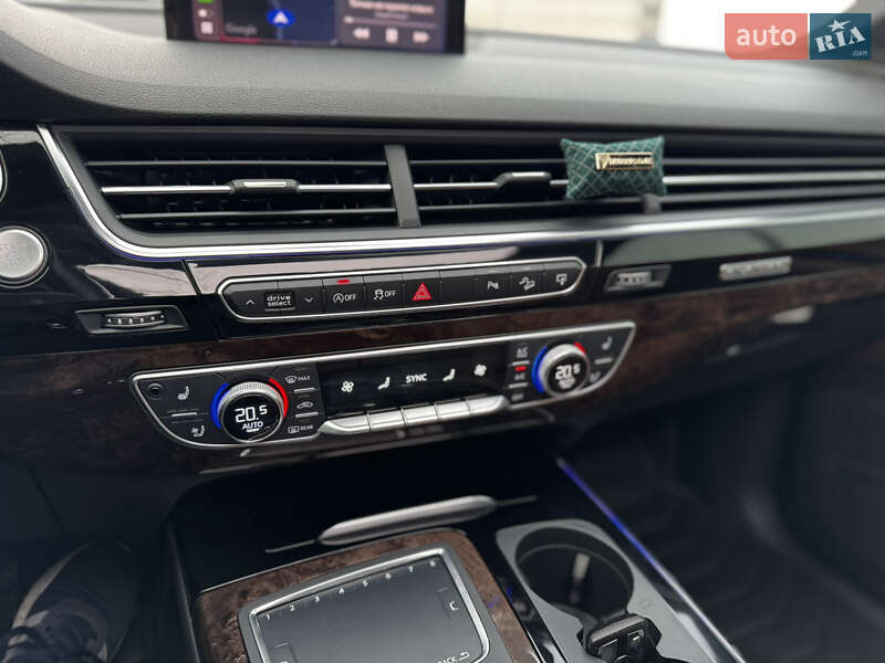 Внедорожник / Кроссовер Audi Q7 2016 в Киеве фото 40 Внедорожник / Кроссовер Audi Q7 2016 в Киеве