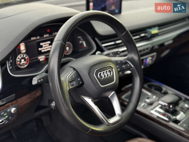 Внедорожник / Кроссовер Audi Q7 2016 в Киеве фото 57 Внедорожник / Кроссовер Audi Q7 2016 в Киеве