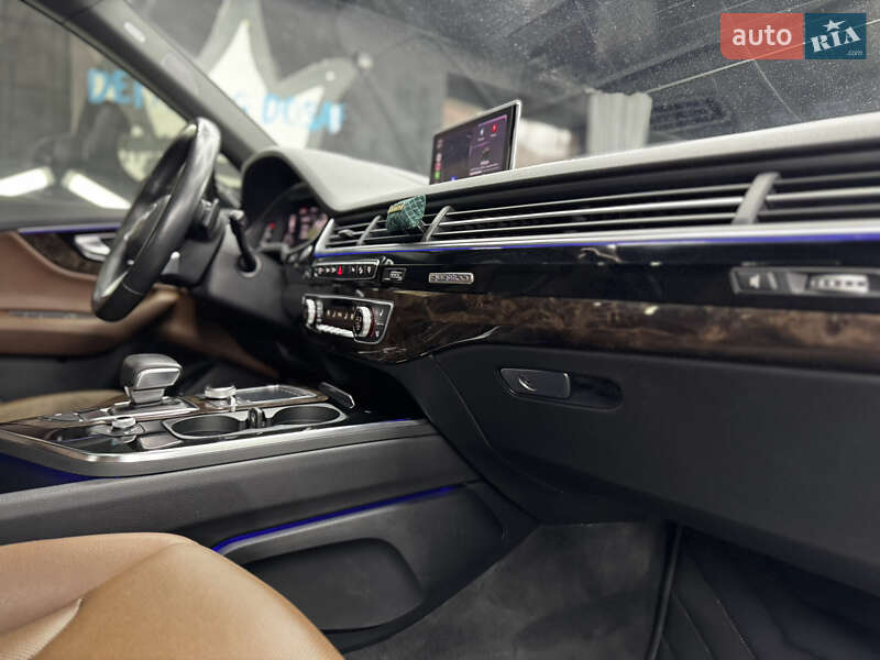 Внедорожник / Кроссовер Audi Q7 2016 в Киеве фото 81 Внедорожник / Кроссовер Audi Q7 2016 в Киеве