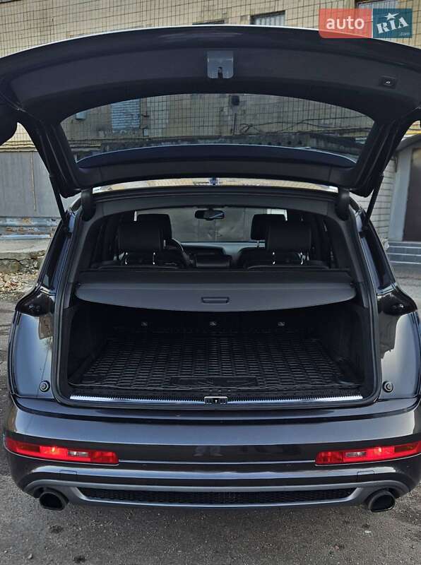 Позашляховик / Кросовер Audi Q7 2014 в Обухові