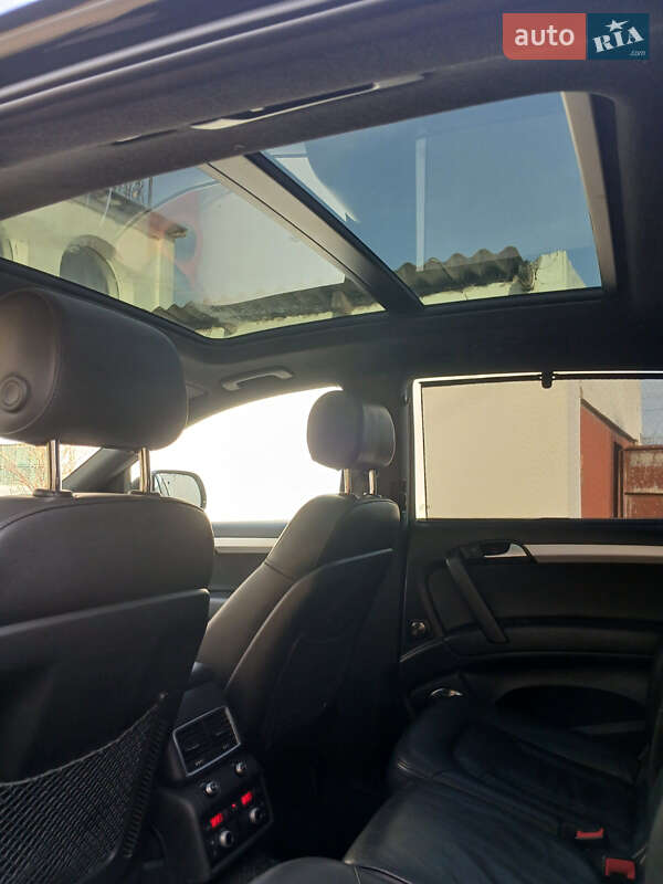 Позашляховик / Кросовер Audi Q7 2013 в Одесі