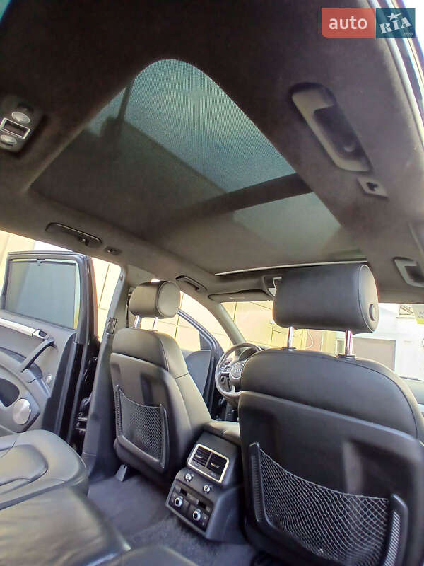Позашляховик / Кросовер Audi Q7 2013 в Одесі