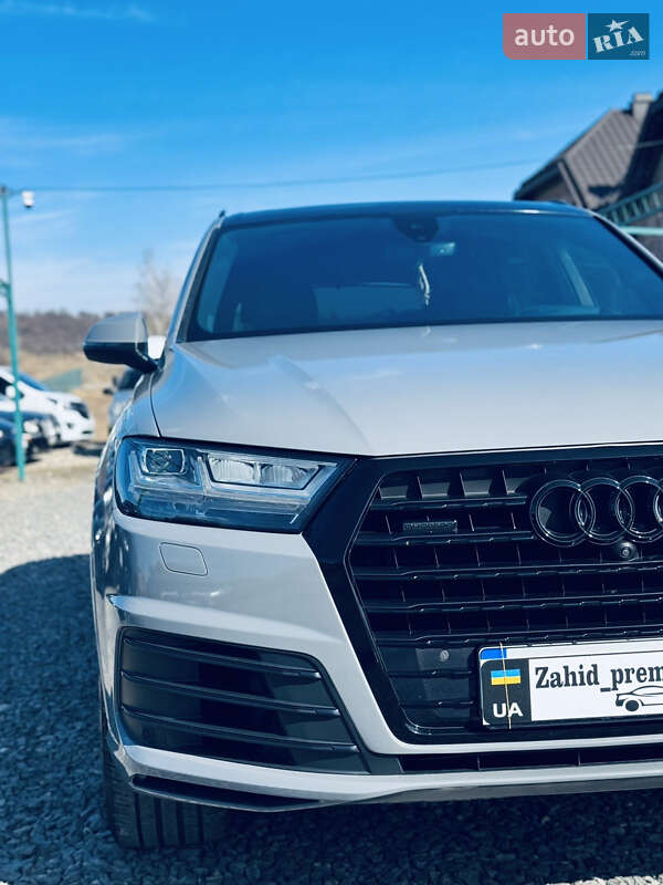 Внедорожник / Кроссовер Audi Q7 2016 в Тячеве фото 6 Внедорожник / Кроссовер Audi Q7 2016 в Тячеве