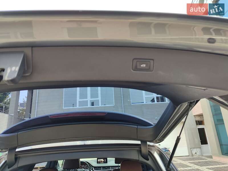 Внедорожник / Кроссовер Audi Q7 2015 в Одессе