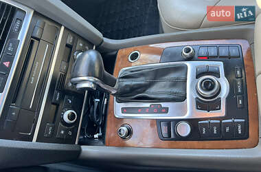 Внедорожник / Кроссовер Audi Q7 2014 в 