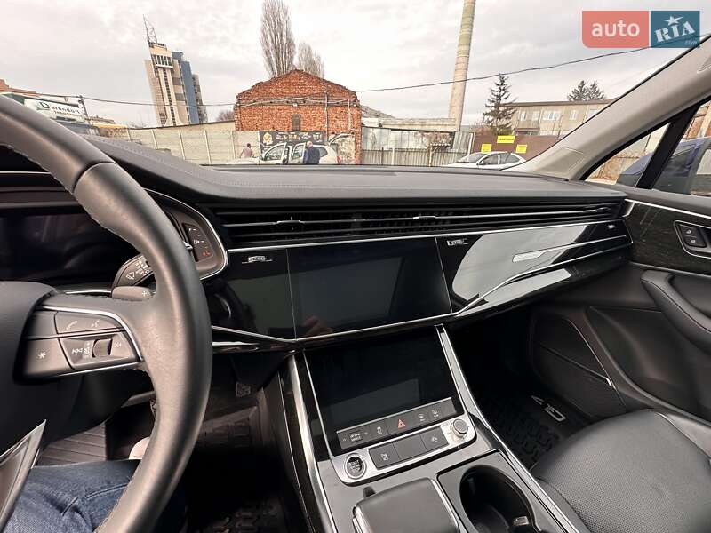 Позашляховик / Кросовер Audi Q7 2023 в Одесі