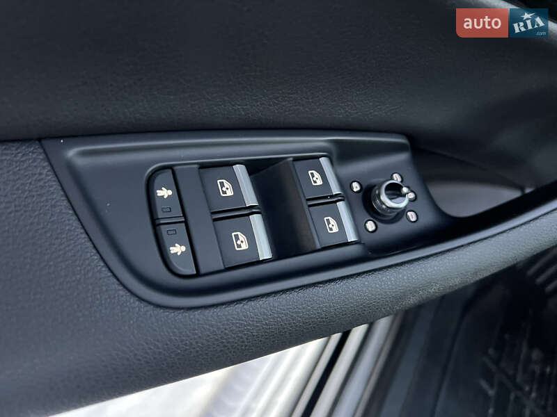 Позашляховик / Кросовер Audi Q7 2016 в Тернополі