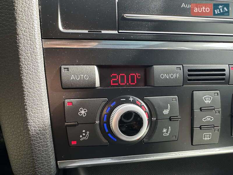 Внедорожник / Кроссовер Audi Q7 2015 в Киеве