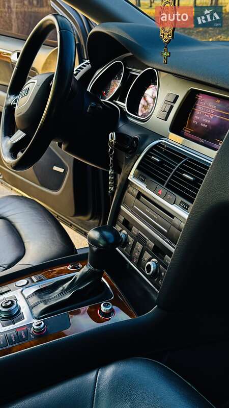 Внедорожник / Кроссовер Audi Q7 2015 в Киеве фото 23 Внедорожник / Кроссовер Audi Q7 2015 в Киеве