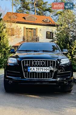 Позашляховик / Кросовер Audi Q7 2015 в Києві