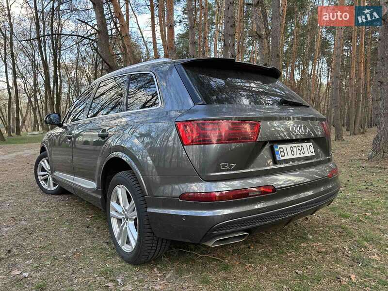 Внедорожник / Кроссовер Audi Q7 2015 в Полтаве фото 3 Внедорожник / Кроссовер Audi Q7 2015 в Полтаве