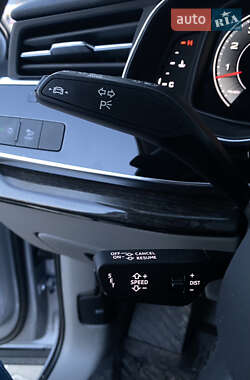 Внедорожник / Кроссовер Audi Q7 2022 в 