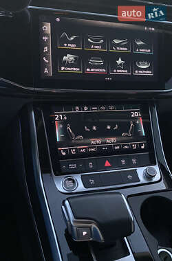 Внедорожник / Кроссовер Audi Q7 2022 в 