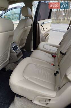 Внедорожник / Кроссовер Audi Q7 2006 в 