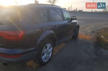 Внедорожник / Кроссовер Audi Q7 2012 в 
