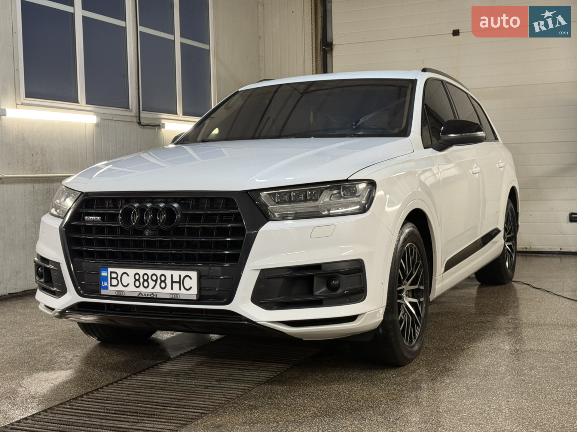 2016 Audi Q7 - мініатюра 2
