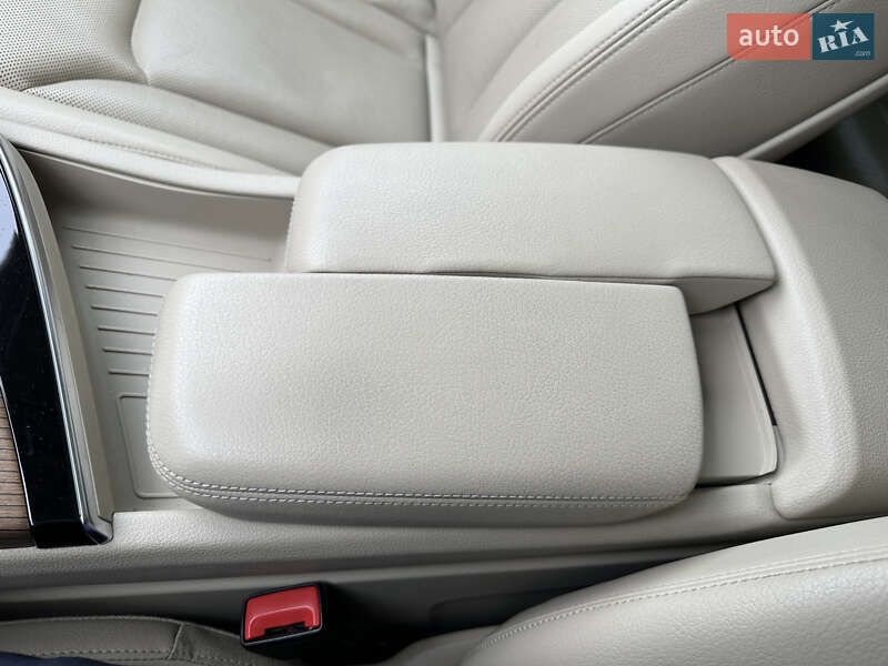 Внедорожник / Кроссовер Audi Q7 2016 в Николаеве