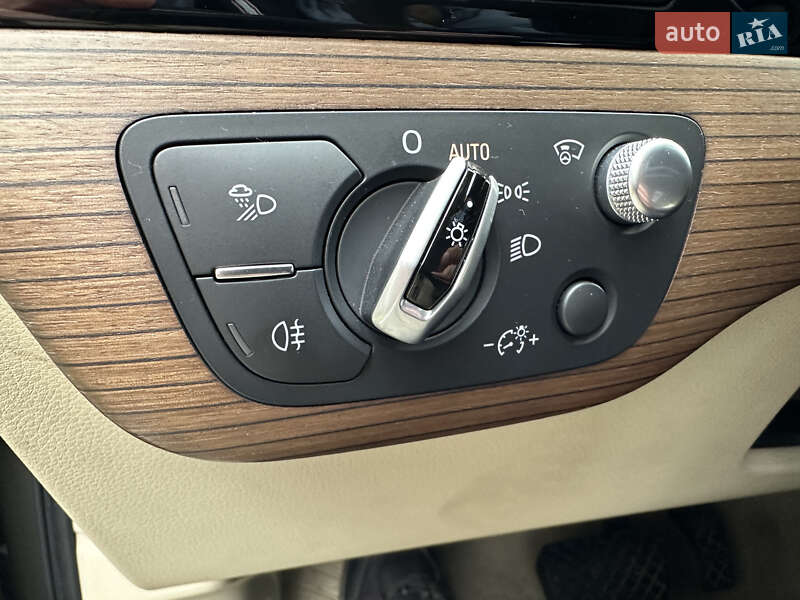 Внедорожник / Кроссовер Audi Q7 2016 в Николаеве