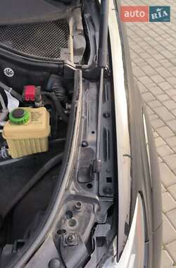 Внедорожник / Кроссовер Audi Q7 2014 в 