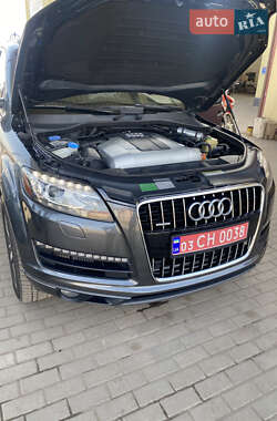 Внедорожник / Кроссовер Audi Q7 2012 в 