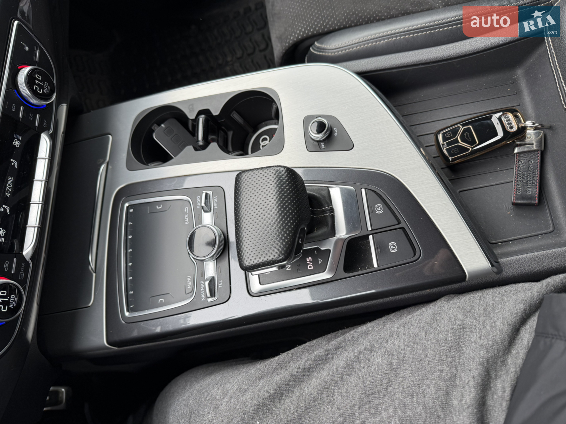 2018 Audi Q7 - мініатюра 28