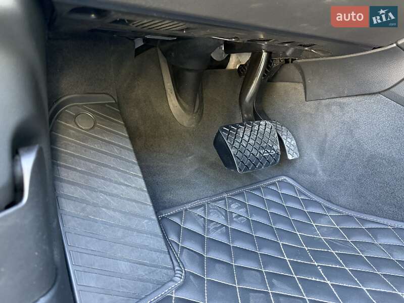 Внедорожник / Кроссовер Audi Q7 2016 в Ужгороде